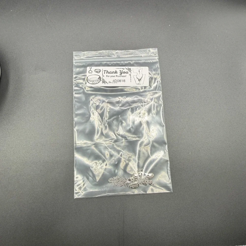 N/A distinctive silver